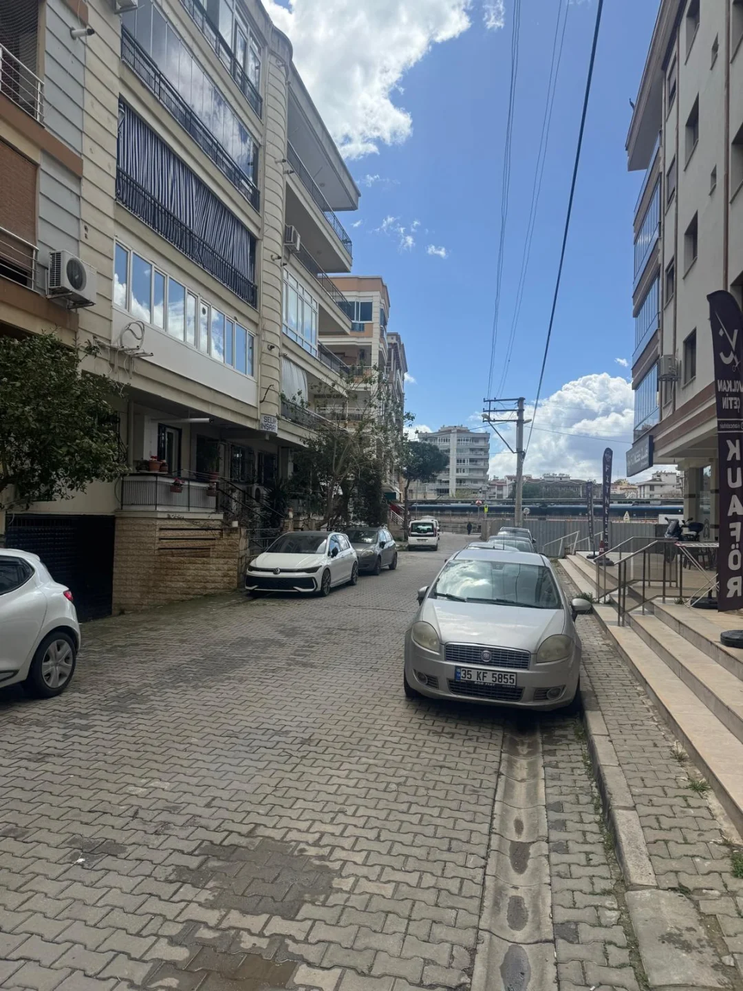 Karşıyaka Demirköprü'de Satılık 2+1 Kapalı Mutfak Daire — fotoğraf 7