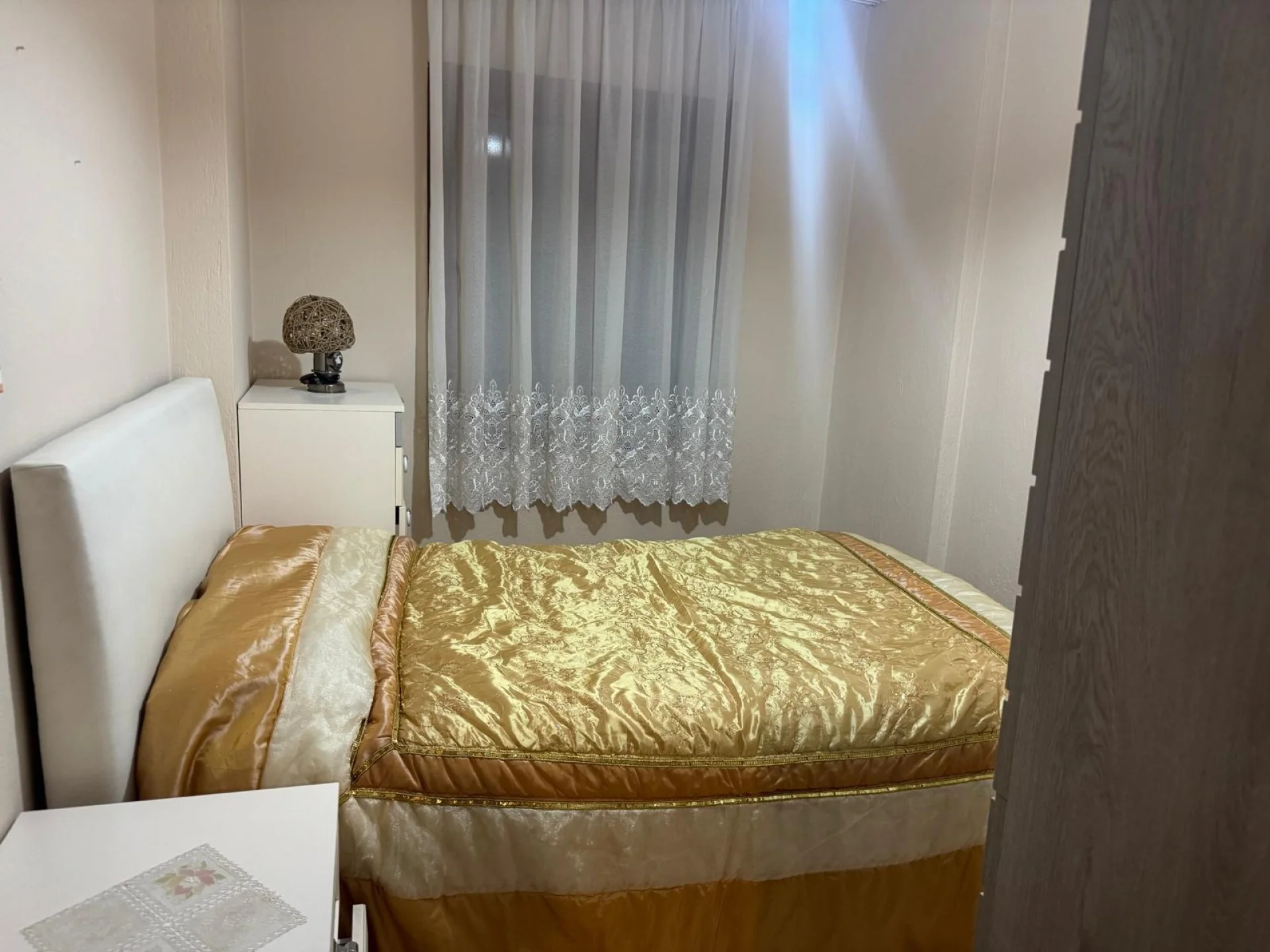 Çiğli Kaymakamlık Yakını Eşyalı 2+1 Klasik Kiralık Daire — fotoğraf 5