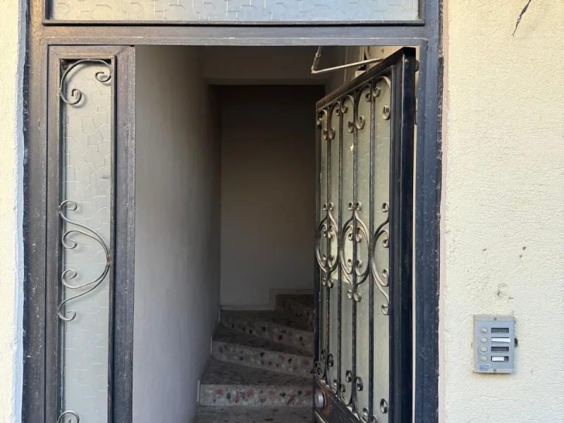 Çiğli Kaymakamlık Yakını Eşyalı 2+1 Klasik Kiralık Daire — fotoğraf 14