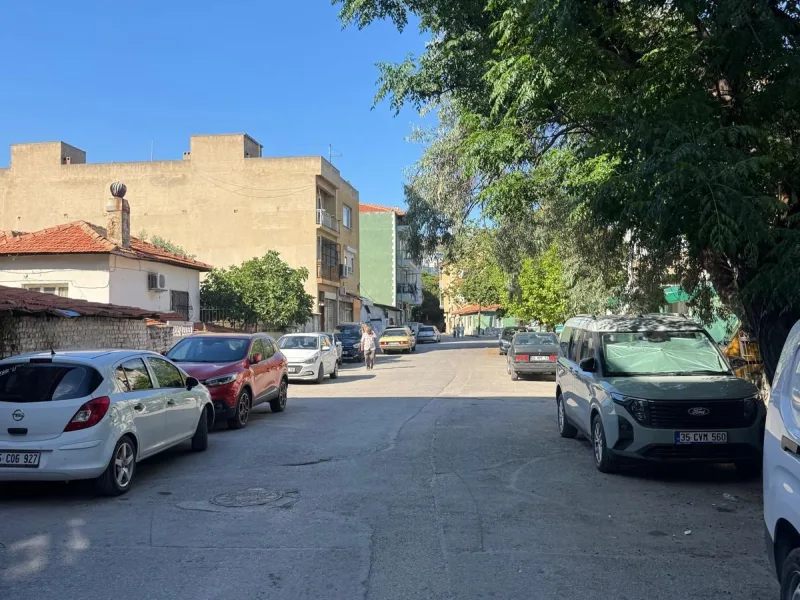 Çiğli Kaymakamlık Yakını Eşyalı 2+1 Klasik Kiralık Daire — fotoğraf 15