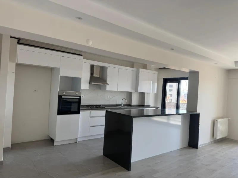 ŞEMİKLER' DE ORDU BLV. ÜZERİ MANZARALI 3+1 AÇIK M. KİRALIK DAİRE — fotoğraf 3