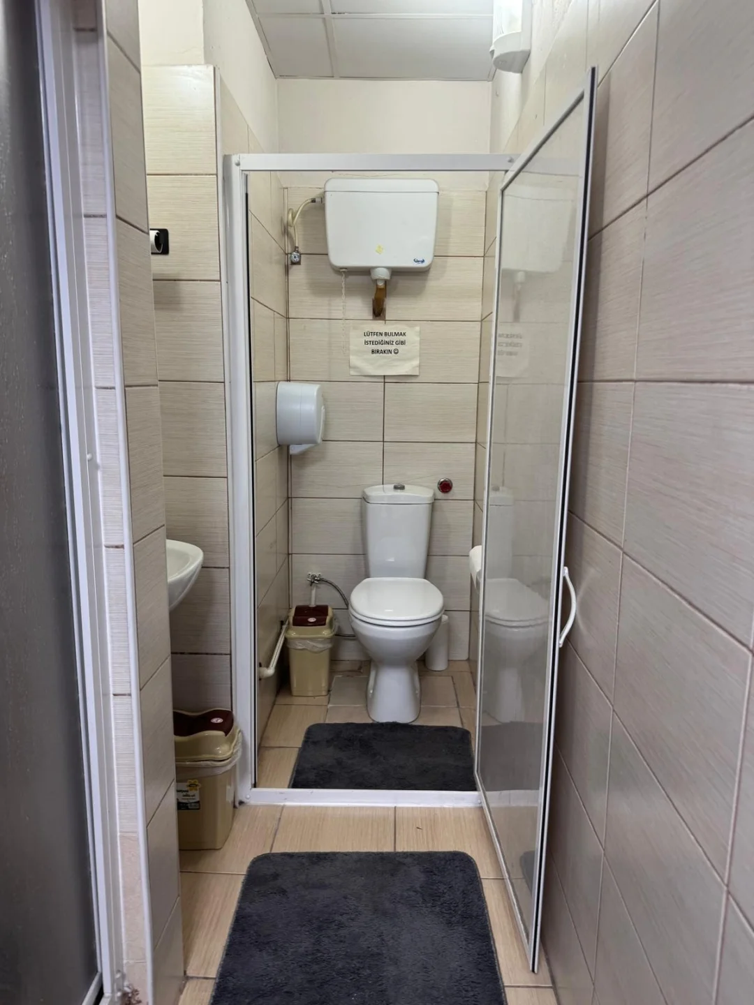 Girne Caddesi Yakını Satılık 110 m² Dükkan — fotoğraf 1