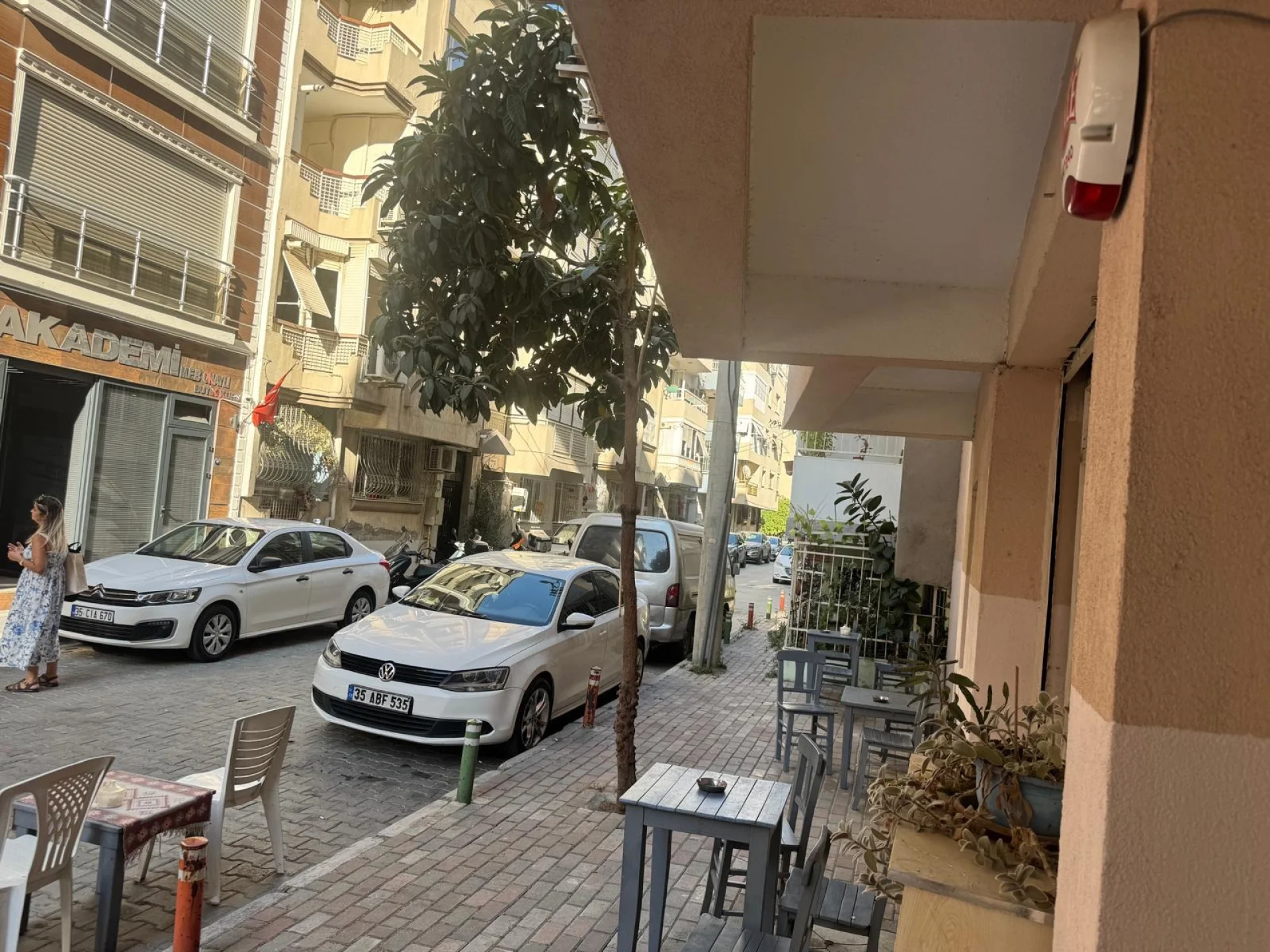 Girne Caddesi Yakını Satılık 110 m² Dükkan — fotoğraf 2