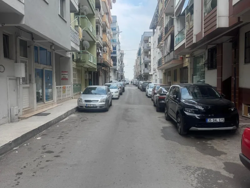 İzmir Küçük Çiğli'de 2+1 Açık Mutfak Satılık Daire fiyat değişti — fotoğraf 3