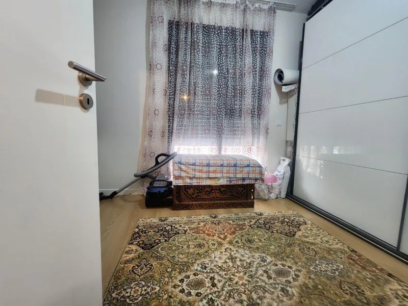 Bayraklı Mansuroğlu'nda Satılık 2+1 Kapalı Mutfak Daire — fotoğraf 5